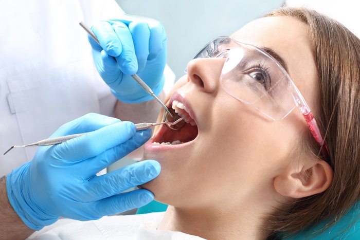 Чем отличается лечение кариеса от реставрации зуба thumbnail