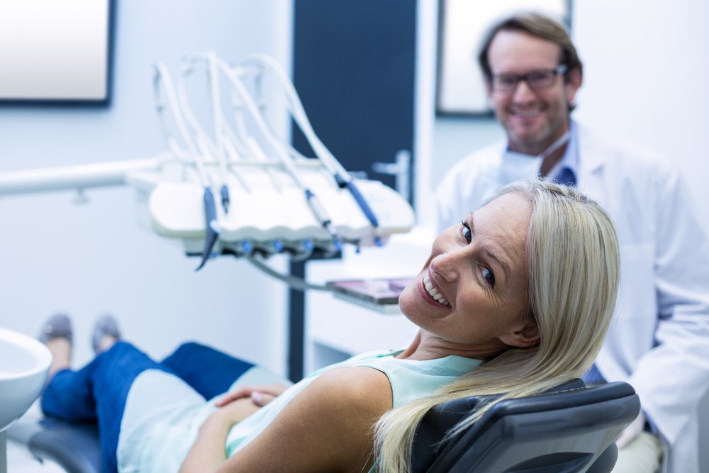 Лечение зубов в рассрочку или кредит – возможность не откладывать лечение в долгий ящик и быстро вернуть улыбке здоровый вид.